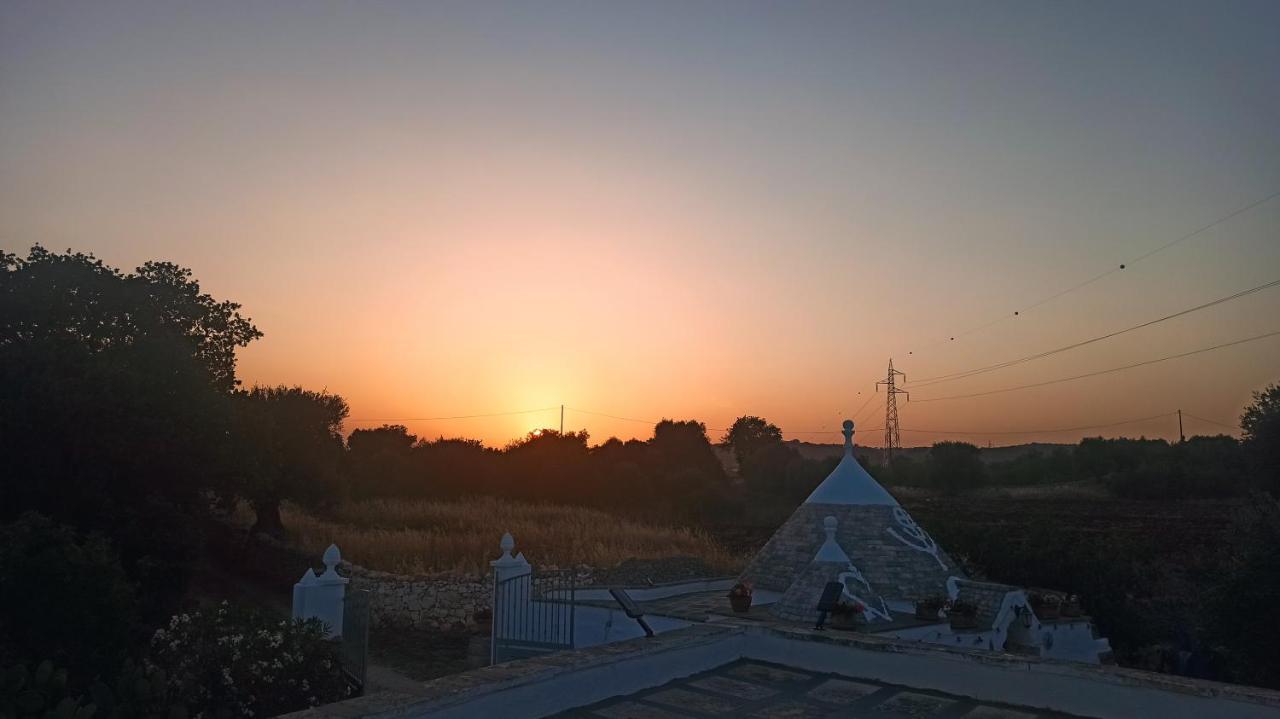 Piccolo Trullo Ostunese Le Jardin De Sophie' Остуни Экстерьер фото