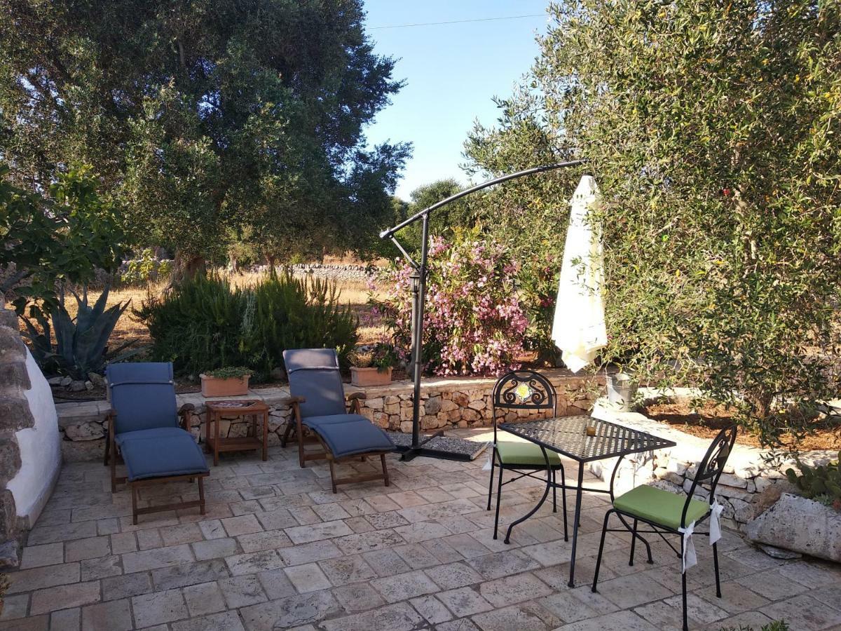 Piccolo Trullo Ostunese Le Jardin De Sophie' Остуни Экстерьер фото